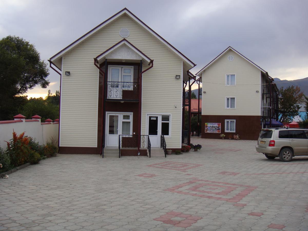пансионат Максат Чолпон-Ата Экстерьер фото